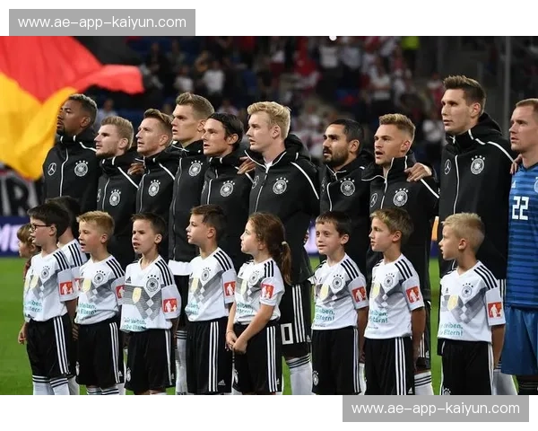 桑巴舞步与日耳曼战车的宿命交响：巴西vs德国，足球灵魂的终极碰撞